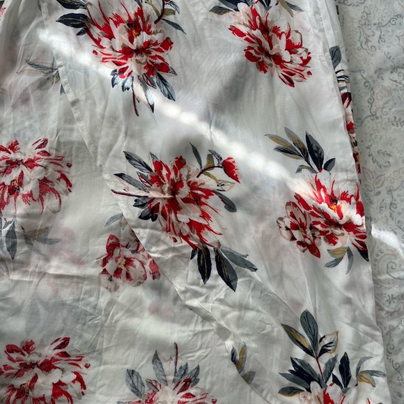 Red and White Ruched Asymmetrical Sundress,jumpsuit - Picture 13 of 14